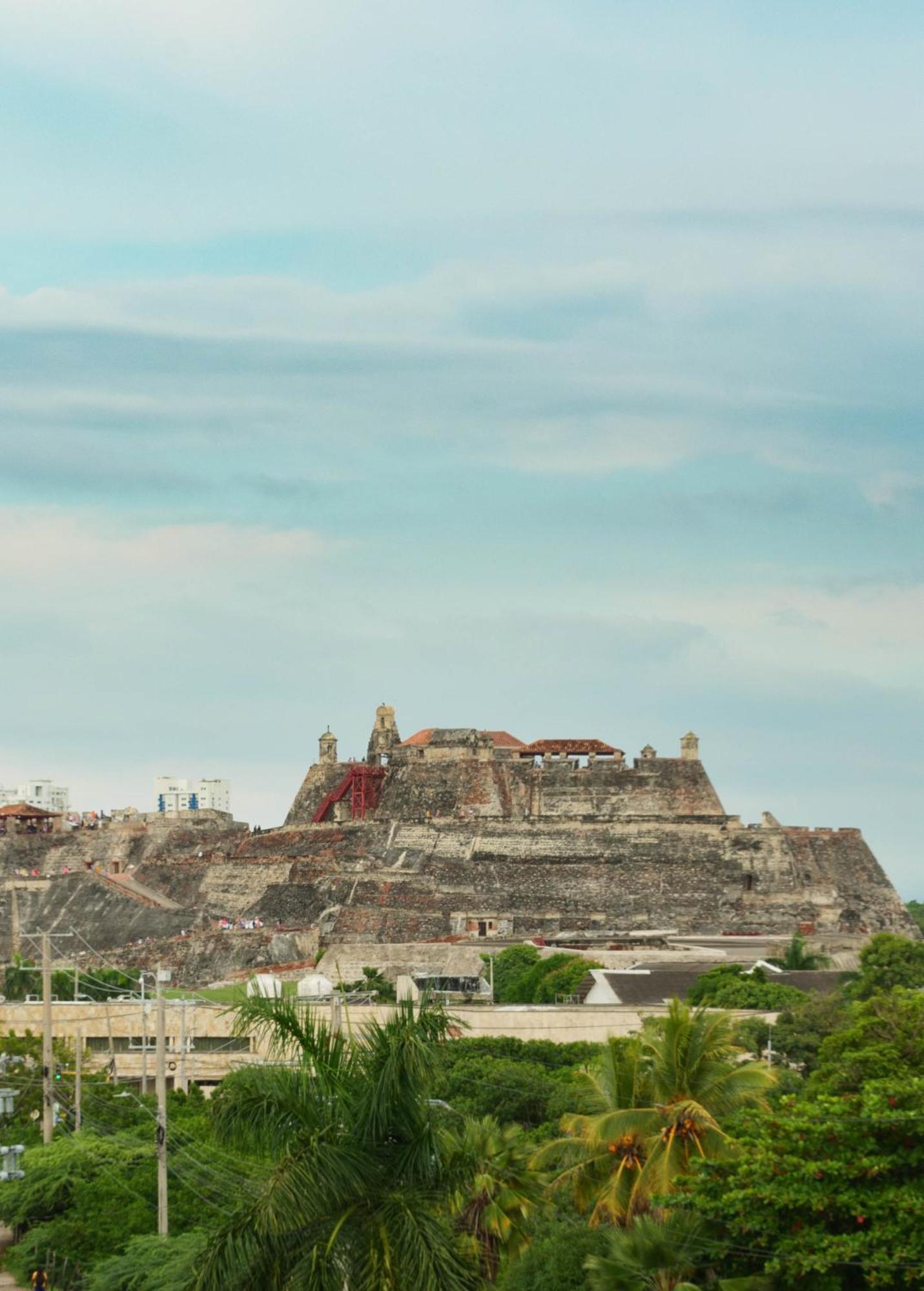 Bahia 79 Apartasuites Cerca Al Centro Cartagena Exteriér fotografie