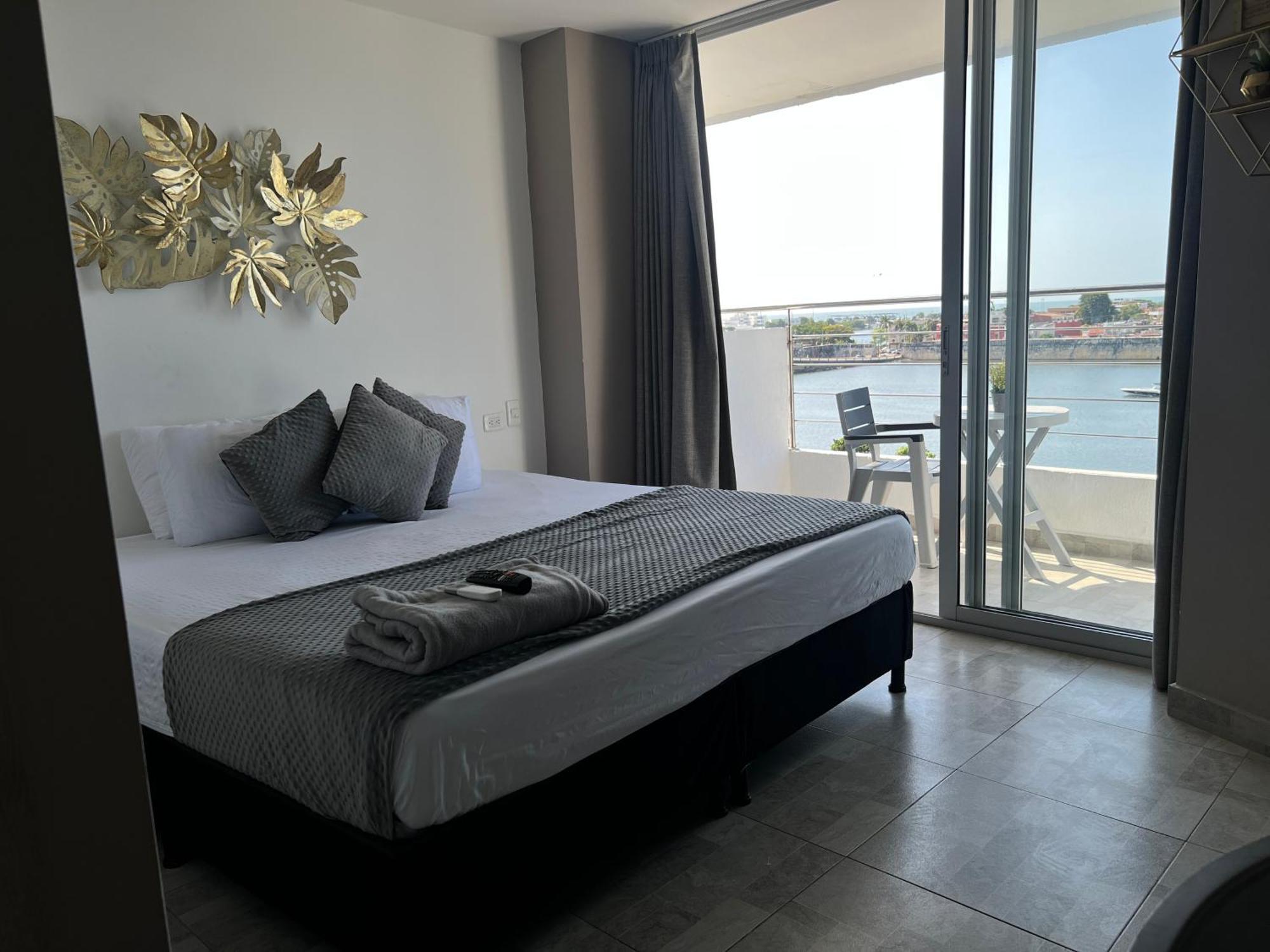 Bahia 79 Apartasuites Cerca Al Centro Cartagena Exteriér fotografie